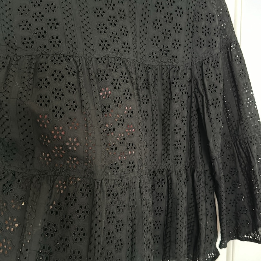 Madewell black eyelet top. Size Medium. - Picture 2 of 11